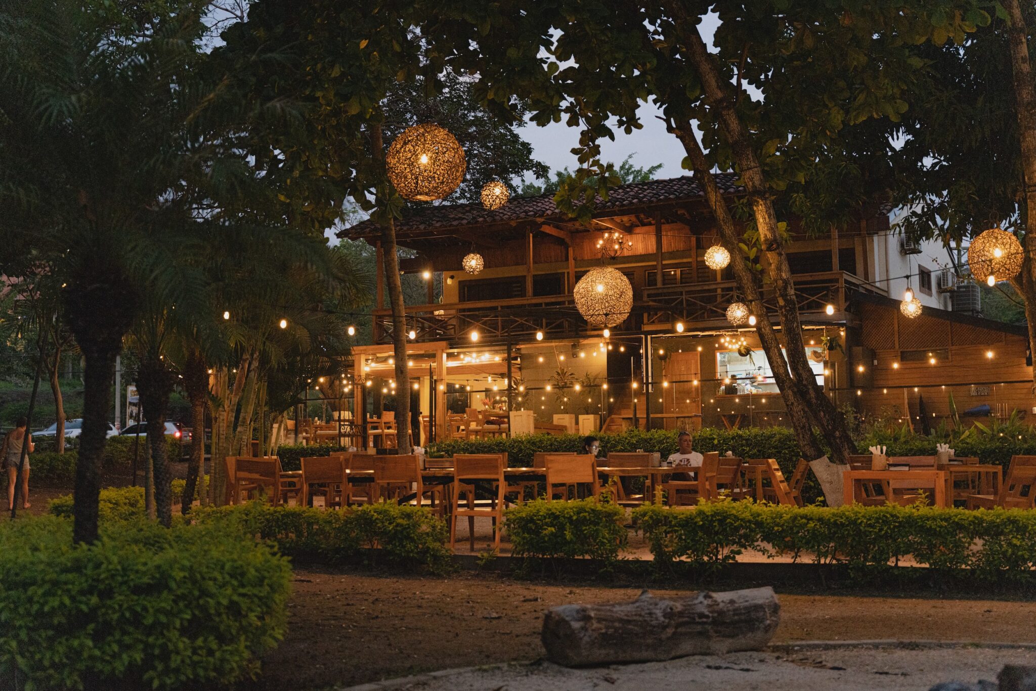 Agua Salada Tamarindo restaurants nightlife