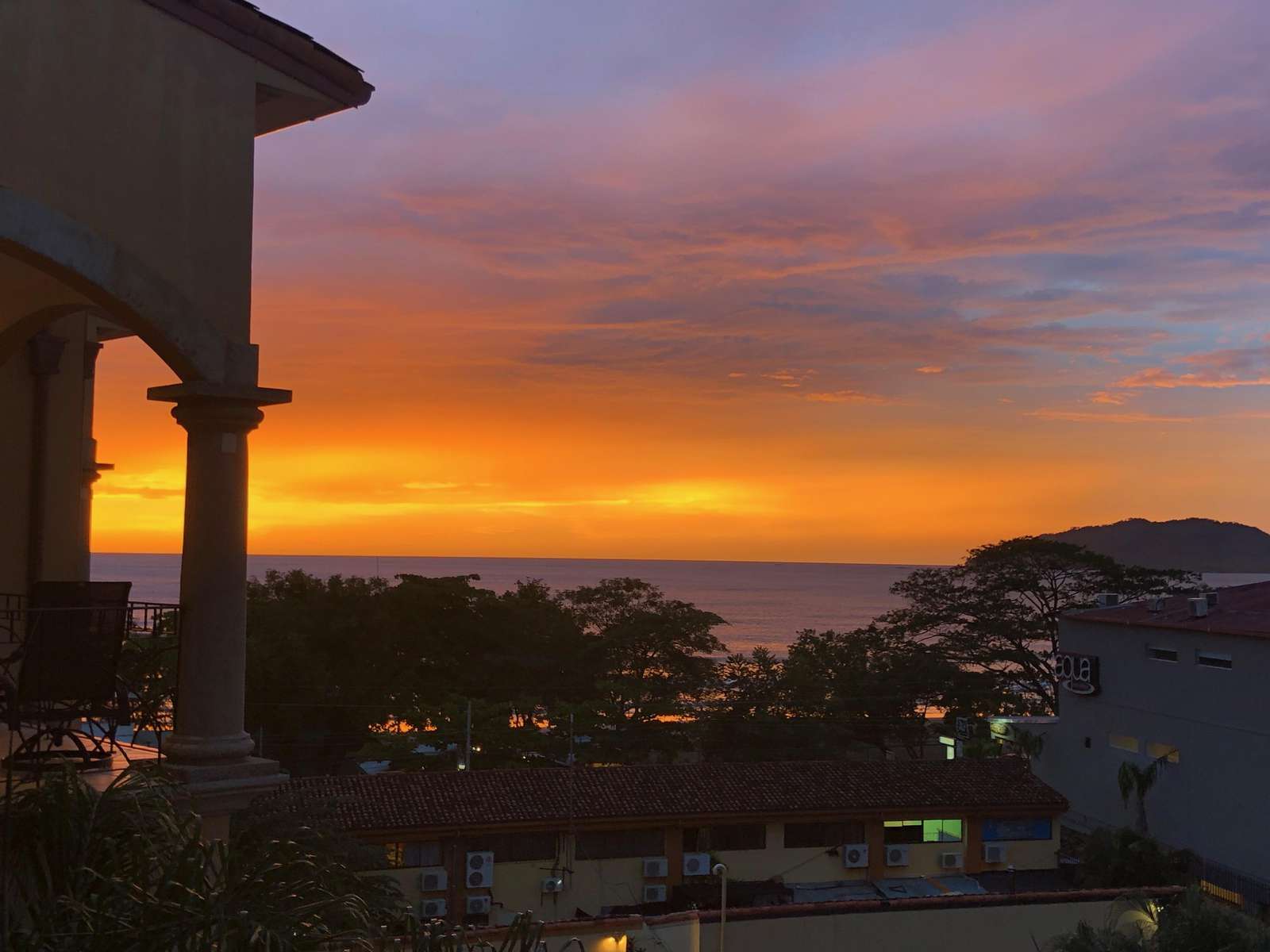 sunset at Sunrise 12 oceanview condo Tamarindo